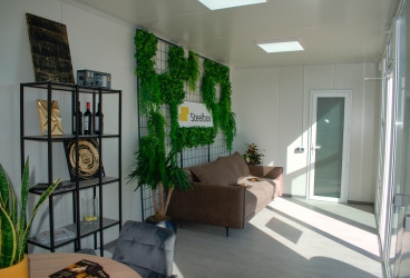 Oficiu, Moldova Urban Days – Chișinău Arena (27 m² interior, Terasă: 27 m², acces cu scară)